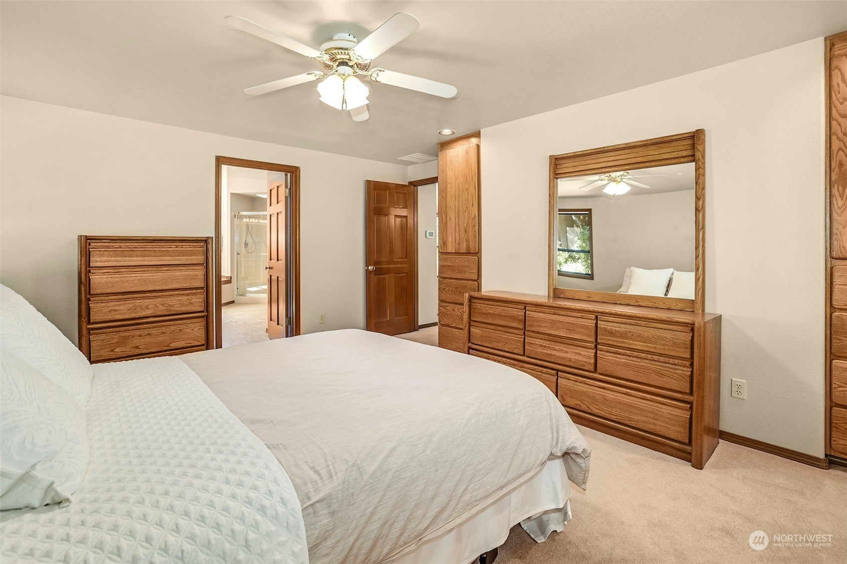 18211 124th Avenue Southeast Renton, WA 98058 - Photo 19 of 40 Gallery Image 19