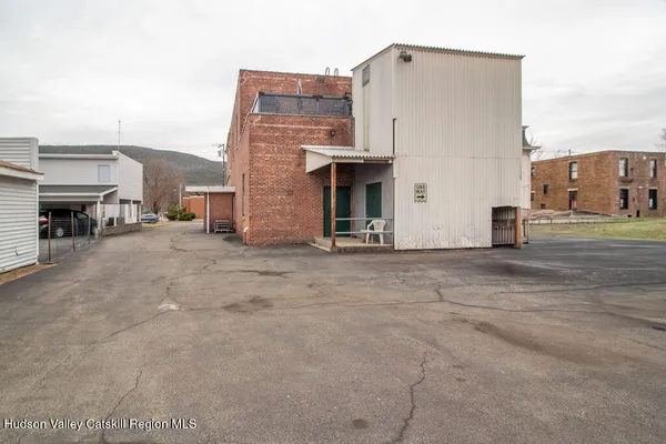 $17 | 81 North Main Street, Ellenville, NY 12428