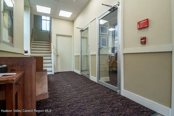 $12 | 81 North Main Street, Ellenville, NY 12428