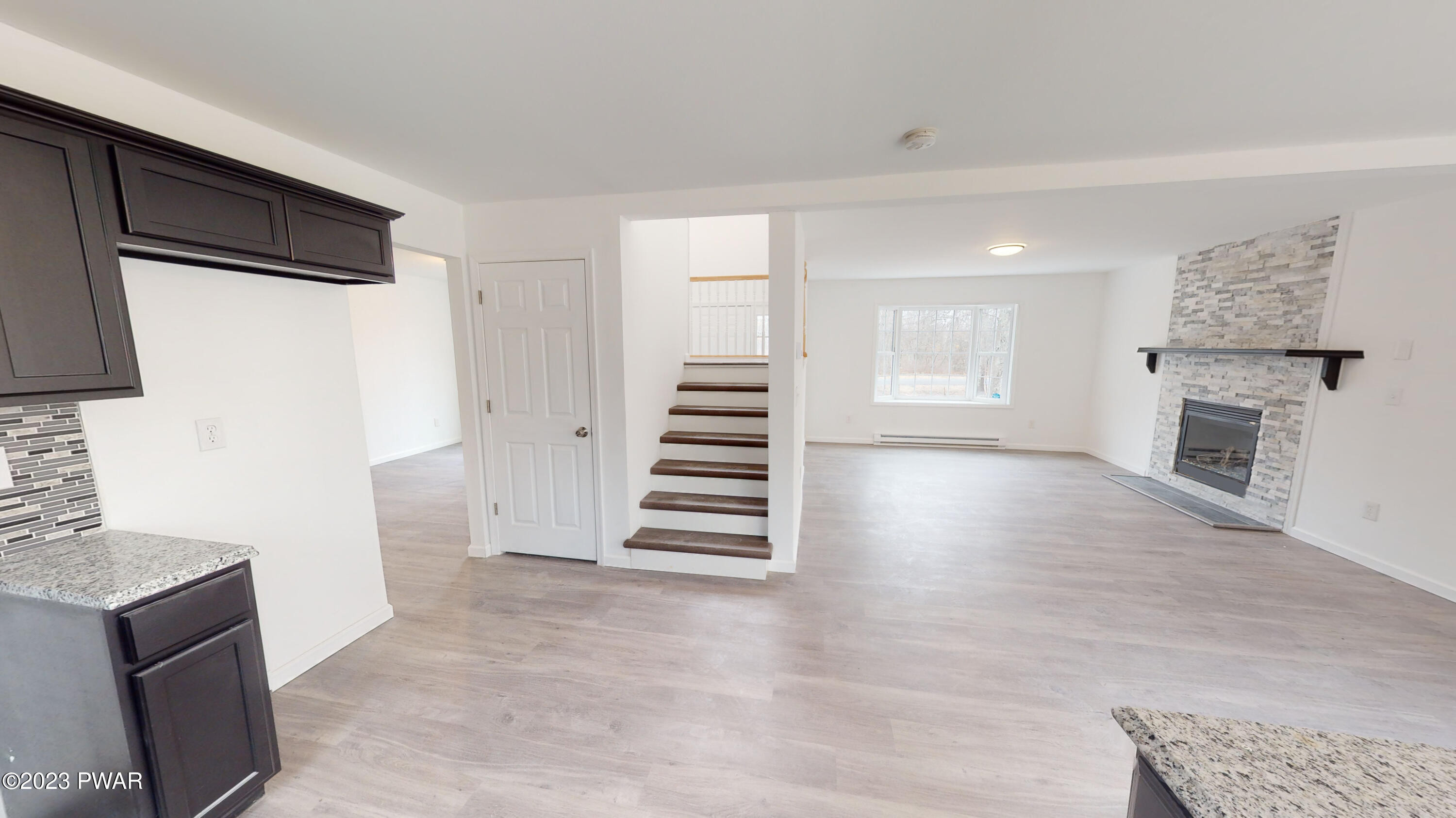 111 Nuthatch Lane Bushkill, PA 18324 - Photo 11 of 33 11