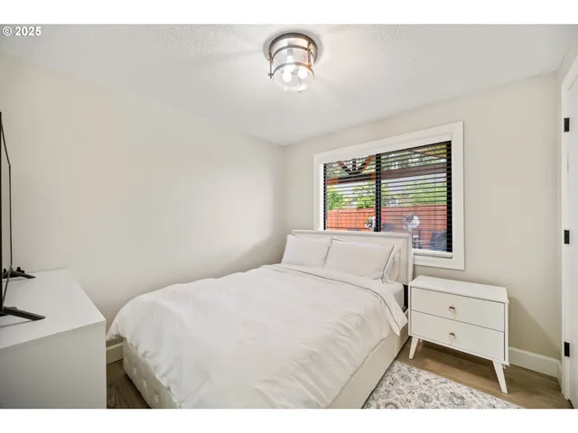 $1,999,950 | 8955 Southwest Club Meadow Lane, Portland, OR 97225