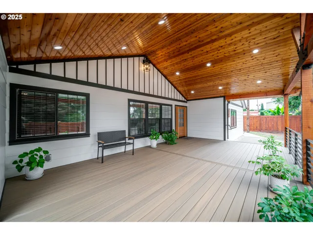 $1,999,950 | 8955 Southwest Club Meadow Lane, Portland, OR 97225