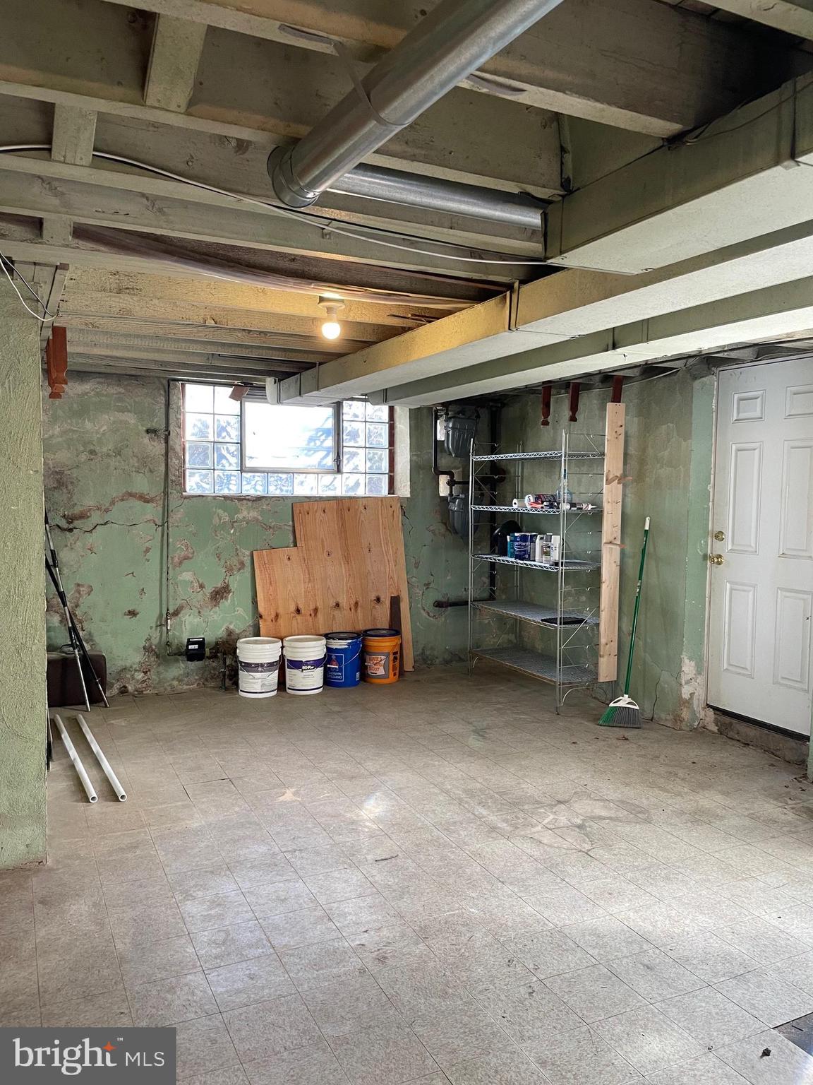 8412 Jackson Street Philadelphia, PA 19136 - Photo 38 of 45 a view of parking garage