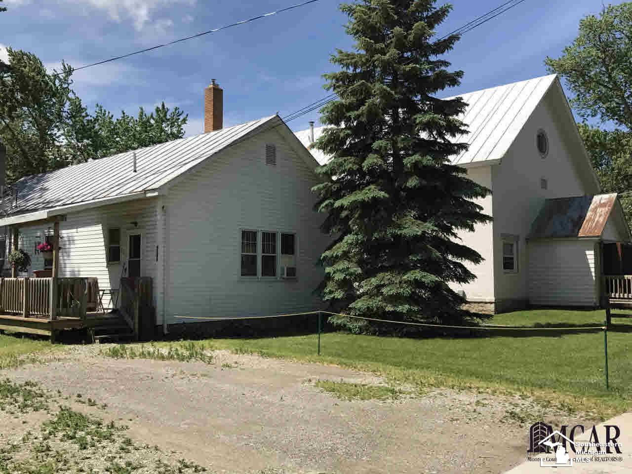 8093 Ida East Road Ida, MI 48140 - Photo 7 of 33