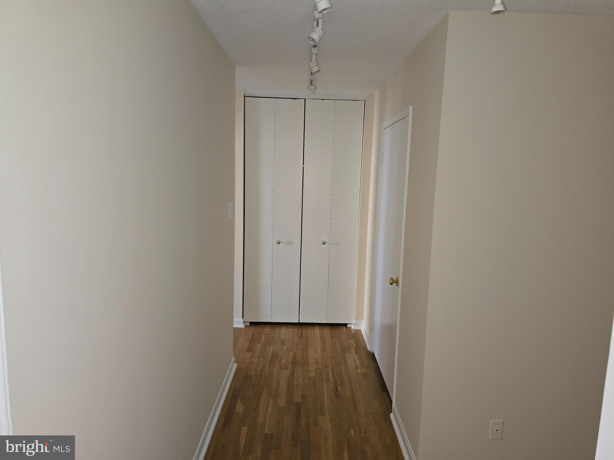 1101 St Paul Street, Unit 1212 Baltimore, MD 21202 - Photo 3 of 31 HALL