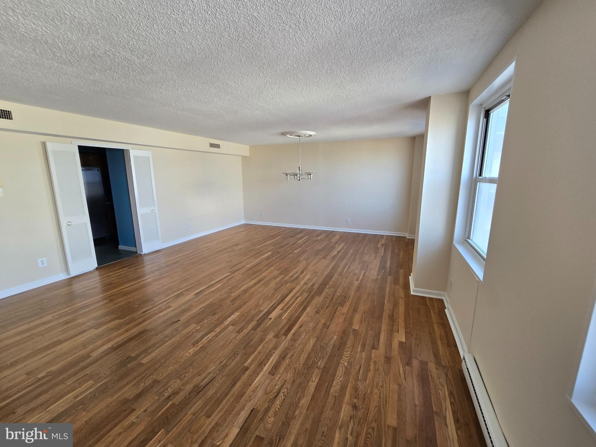1101 St Paul Street, Unit 1212 Baltimore, MD 21202 - Photo 8 of 31 Living room