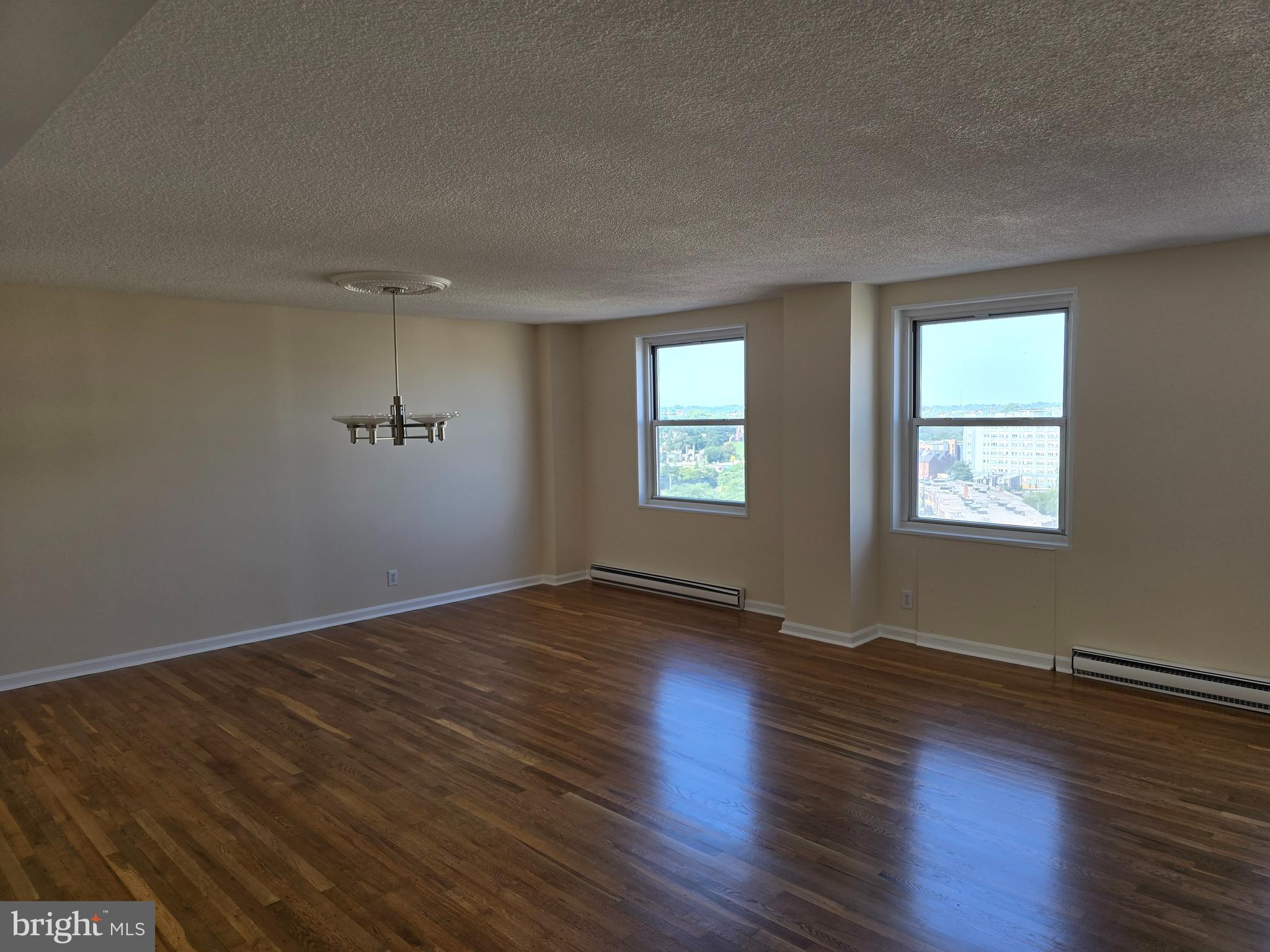 1101 St Paul Street, Unit 1212 Baltimore, MD 21202 - Photo 9 of 31 Living room