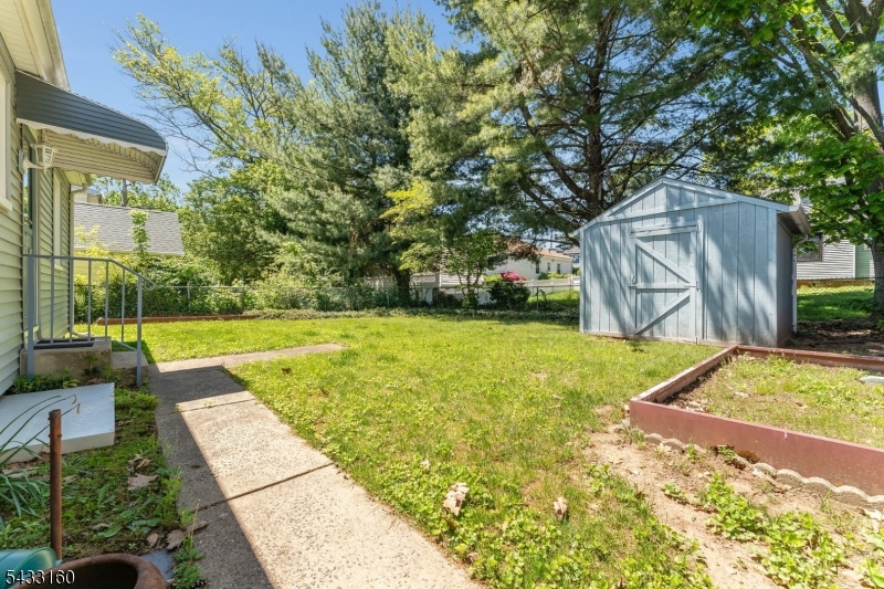 230 Swarthmore Road Linden, NJ 07036 - Photo 29 of 38