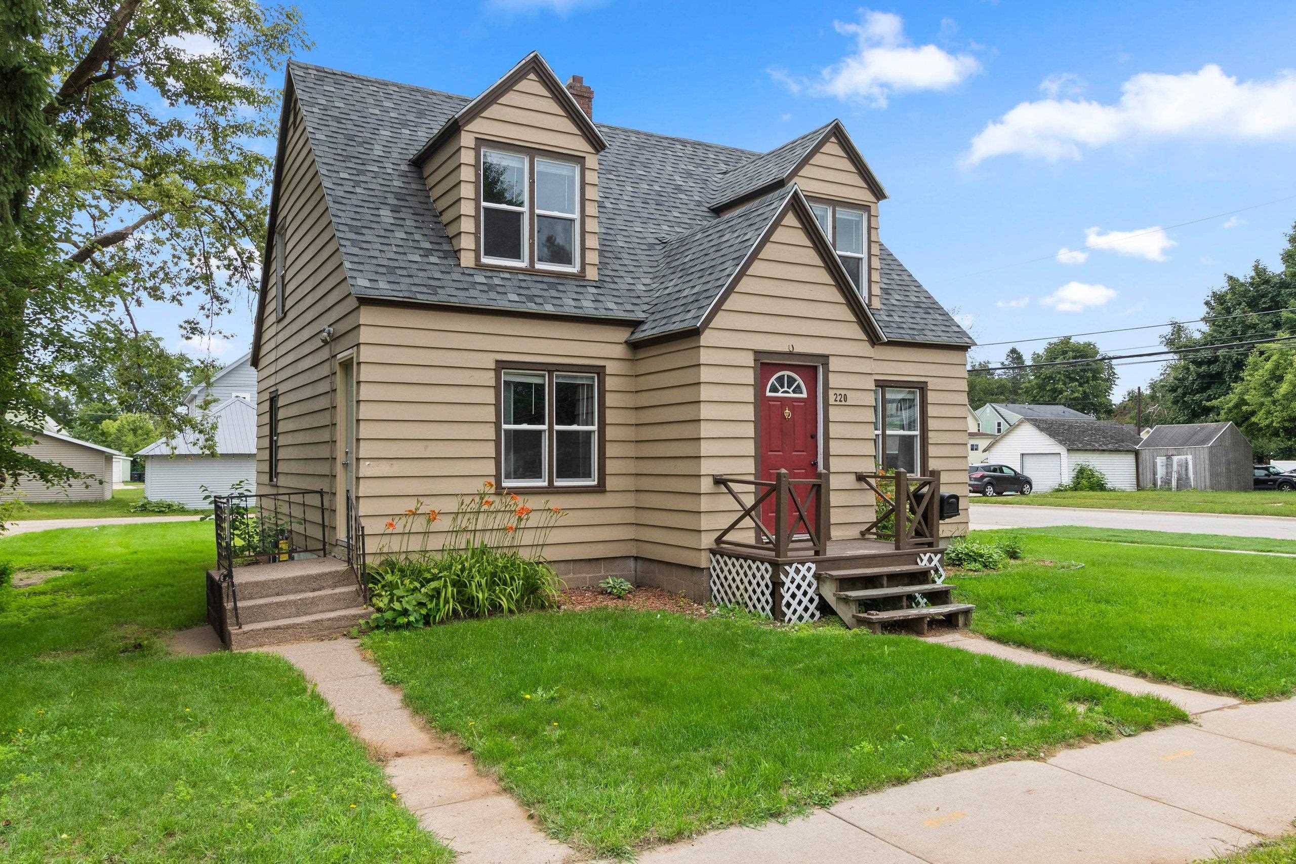 220 South Union Street Shawano, WI 54166 - Photo 3 of 37