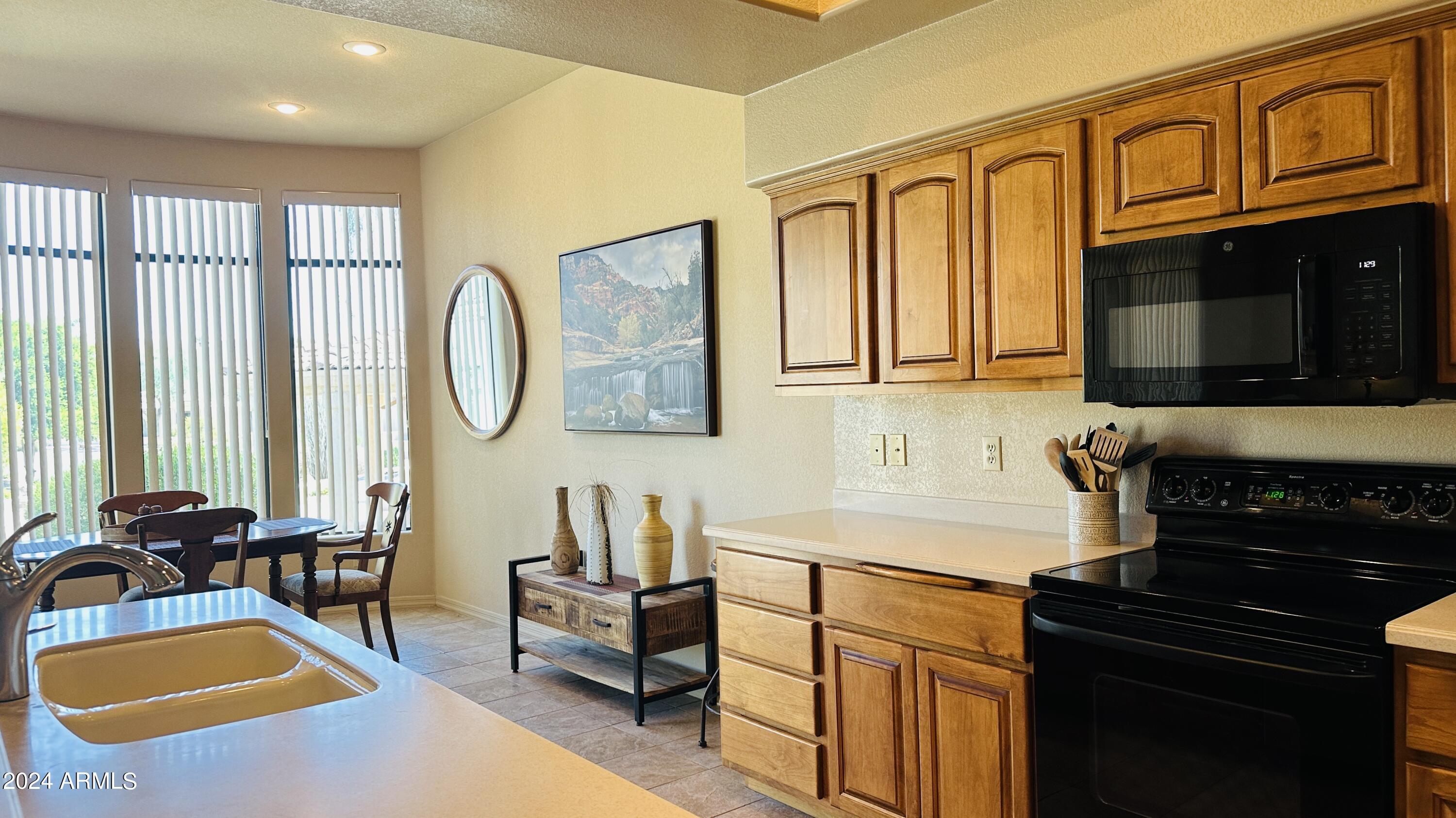 25615 North Sago Drive Rio Verde, AZ 85263 - Photo 11 of 63 Open Kitchen