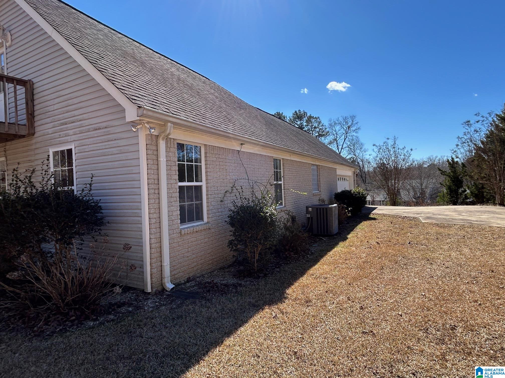 6207 Woodford Road Anniston, AL 36206 - Photo 25 of 28