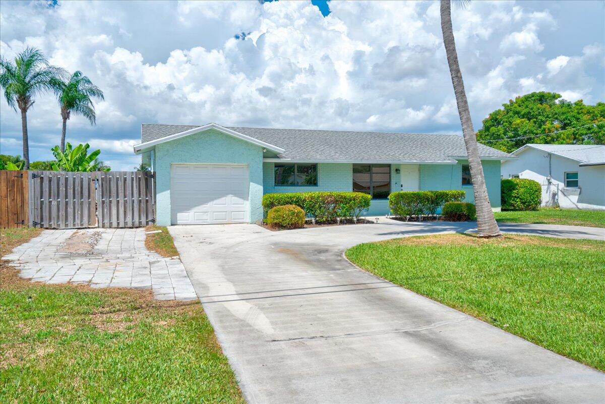 644 Eagle Drive Delray Beach, FL 33444 - Photo 3 of 52 03-644 Eagle Dr-7