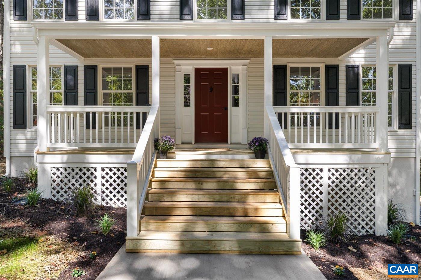 15379 Louisa Road Louisa, VA 23093 - Photo 4 of 45 front view of a house
