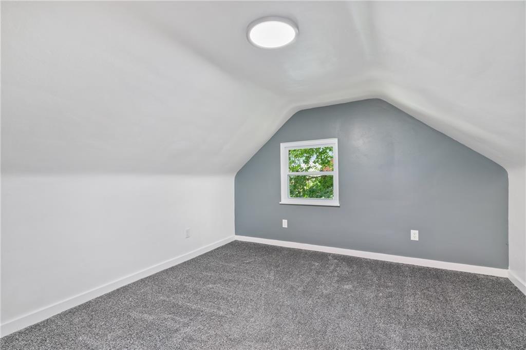 629 Beulah Road Pittsburgh, PA 15235 - Photo 18 of 26 an empty room with a window