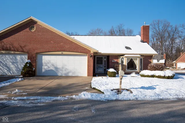 $259,000 | 6510 South Waybridge Court, Indianapolis, IN 46237