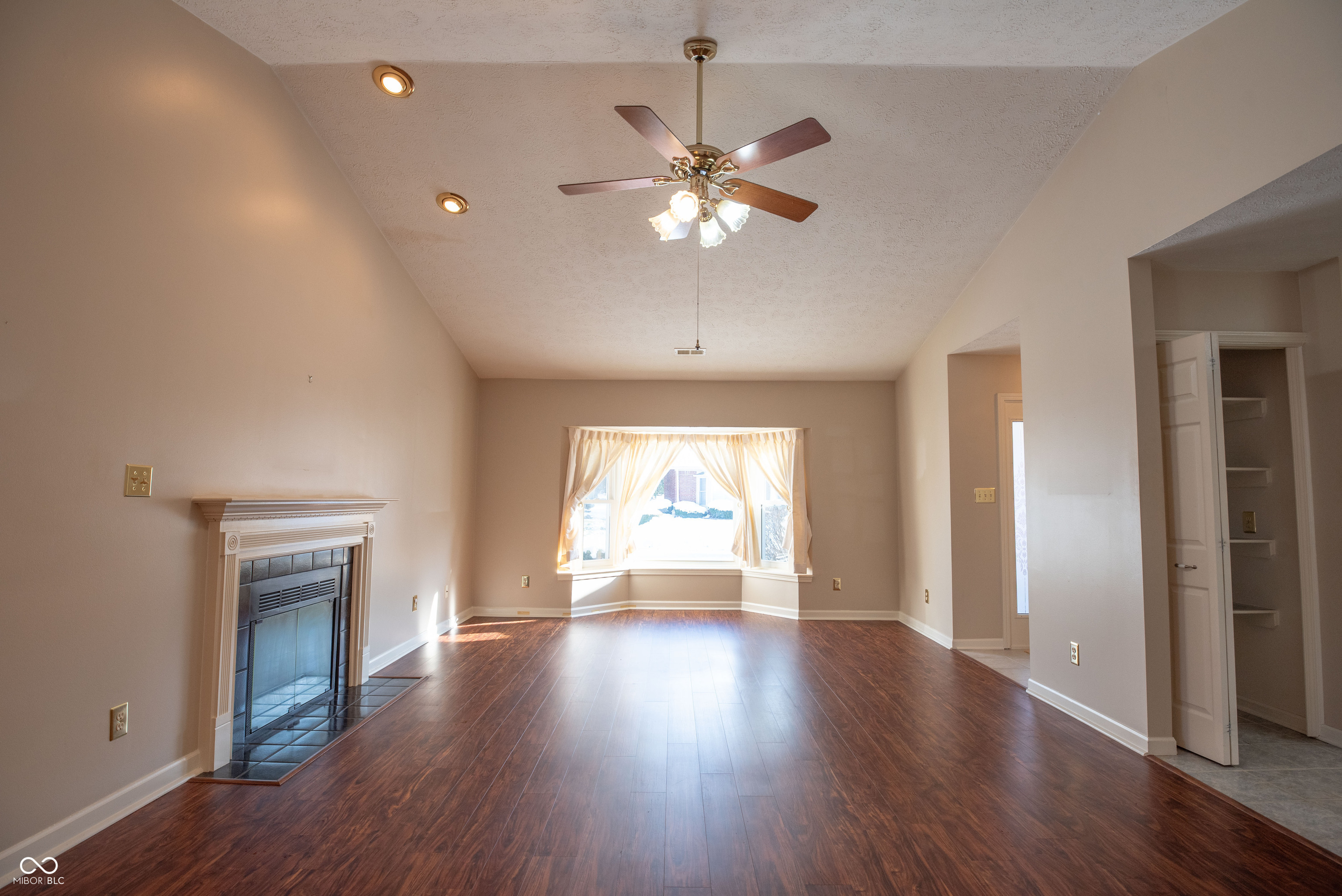 6510 South Waybridge Court Indianapolis, IN 46237 - Photo 18 of 35