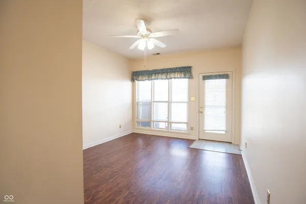 $249,000 | 6510 South Waybridge Court, Indianapolis, IN 46237