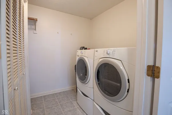 $249,000 | 6510 South Waybridge Court, Indianapolis, IN 46237