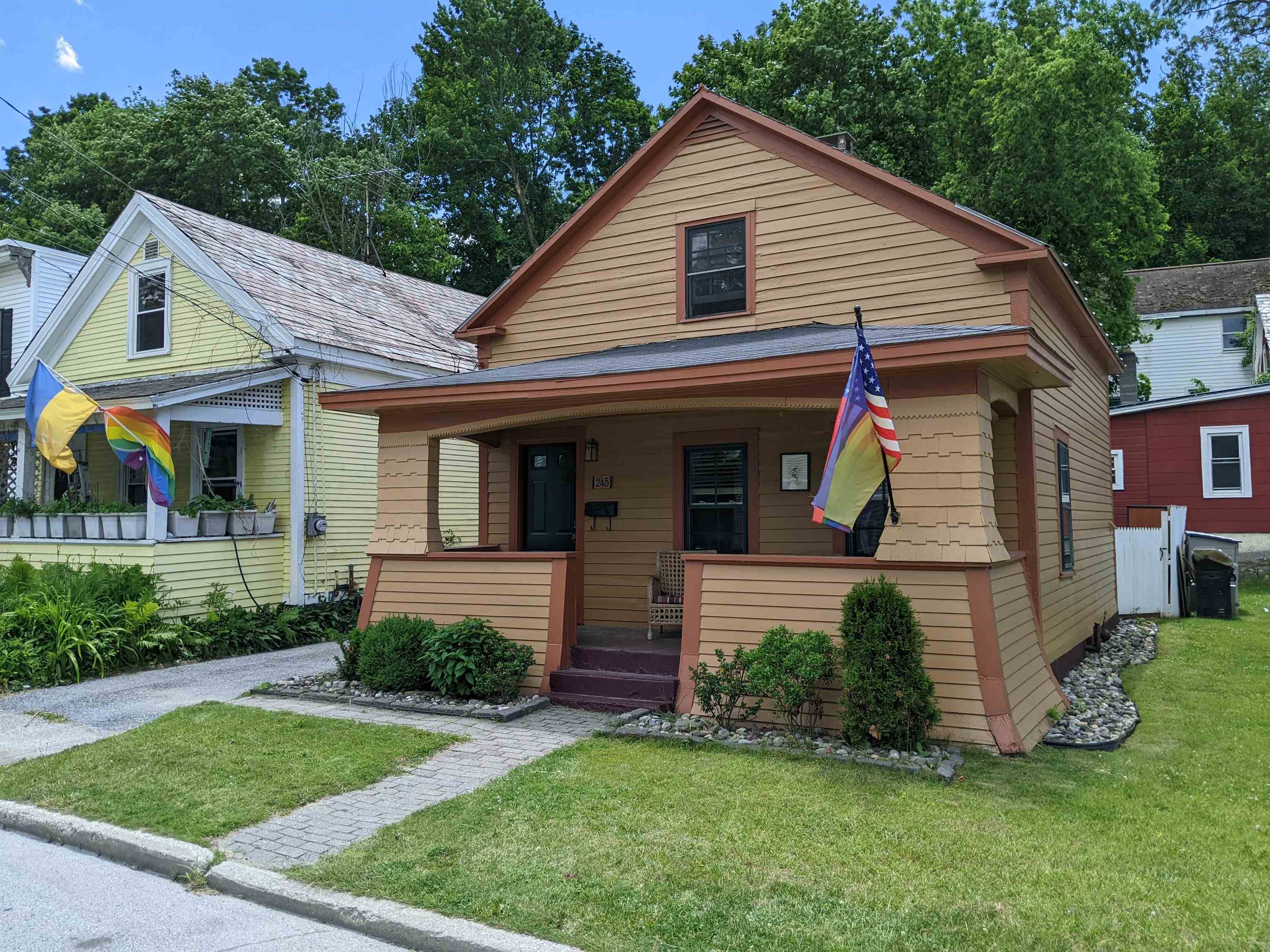 245 Union Street Bennington, VT 05201 - Photo 1 of 37 Gallery Image 1