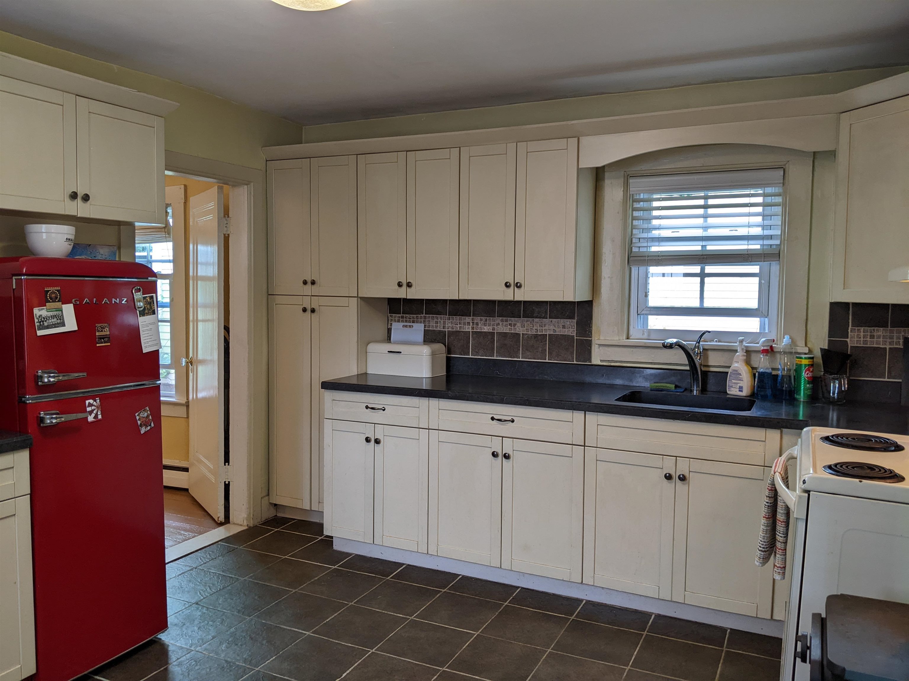 245 Union Street Bennington, VT 05201 - Photo 20 of 37 Gallery Image 20