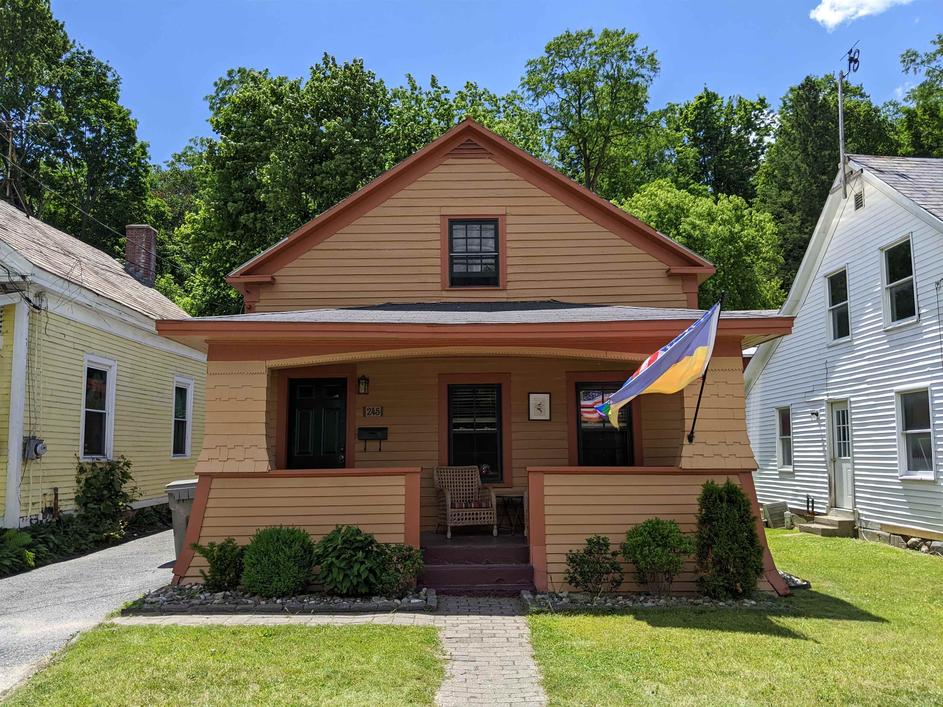 245 Union Street Bennington, VT 05201 - Photo 3 of 37 Gallery Image 3