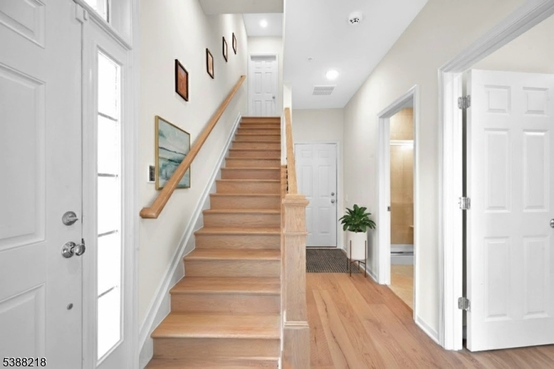 32 Gala Court Livingston, NJ 07039 - Photo 5 of 17 a view of an entryway