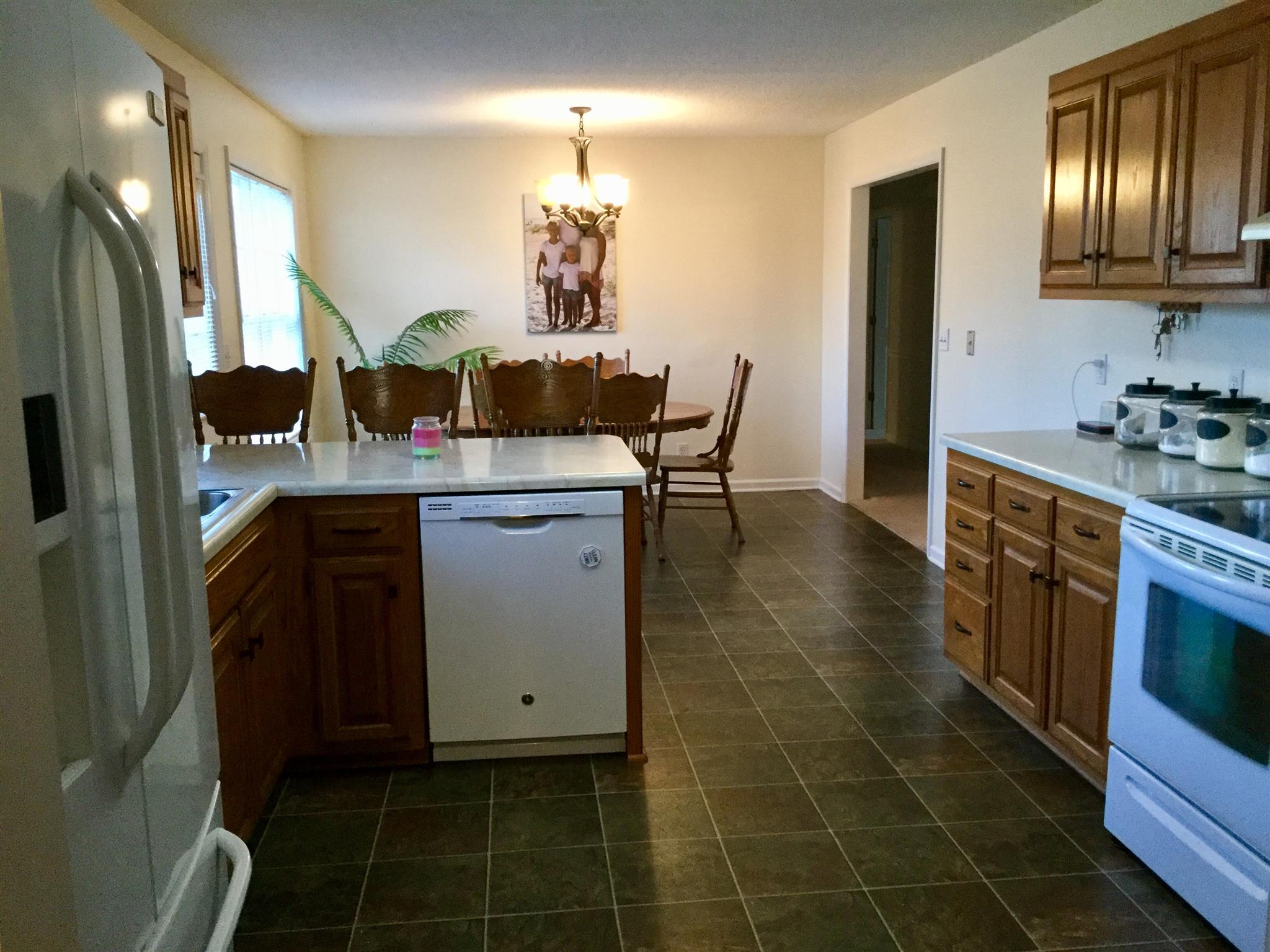 2234 Sims Road Shelbyville, TN 37160 - Photo 13 of 28 Gallery Image 13