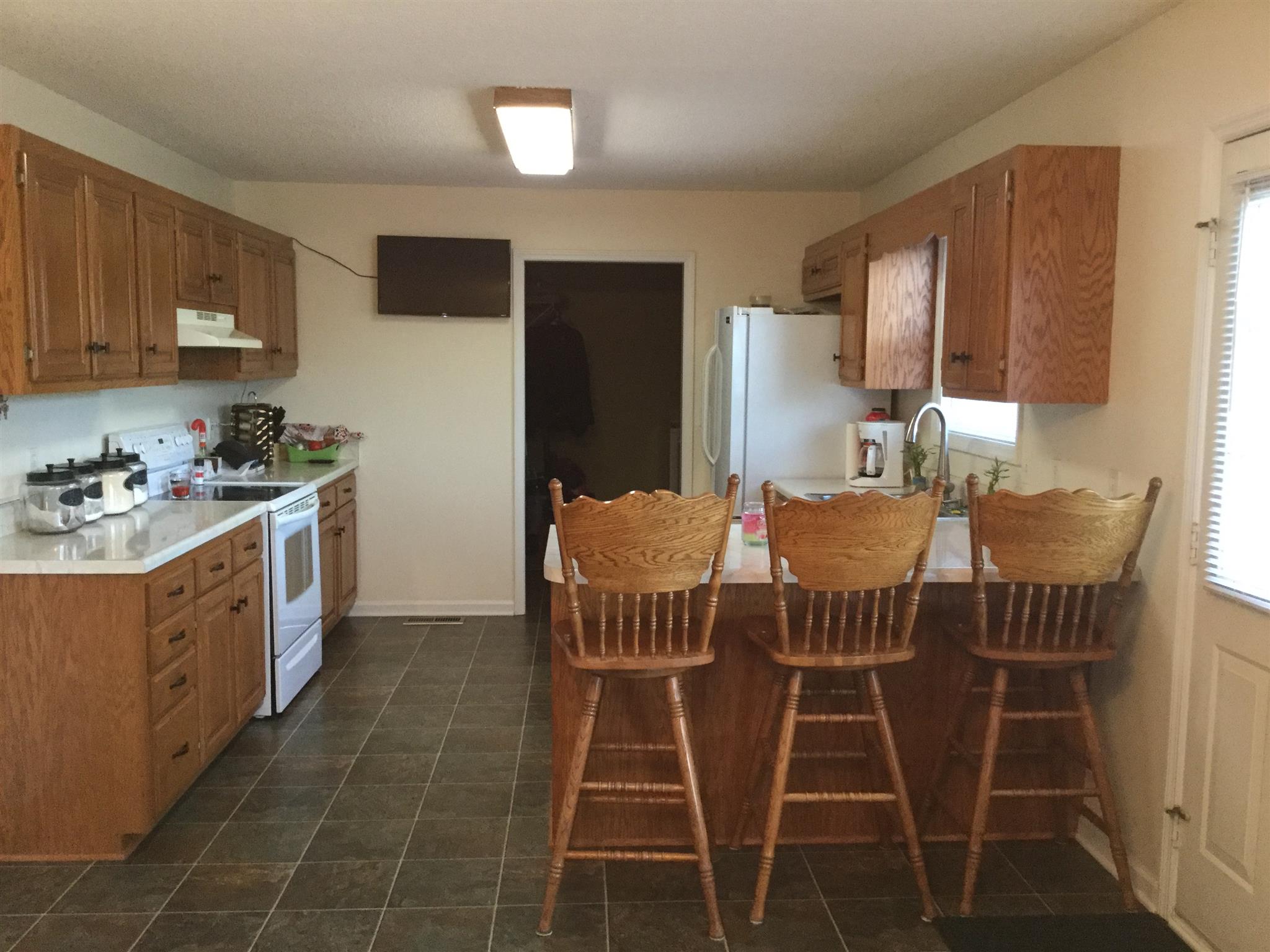 2234 Sims Road Shelbyville, TN 37160 - Photo 14 of 28 Gallery Image 14