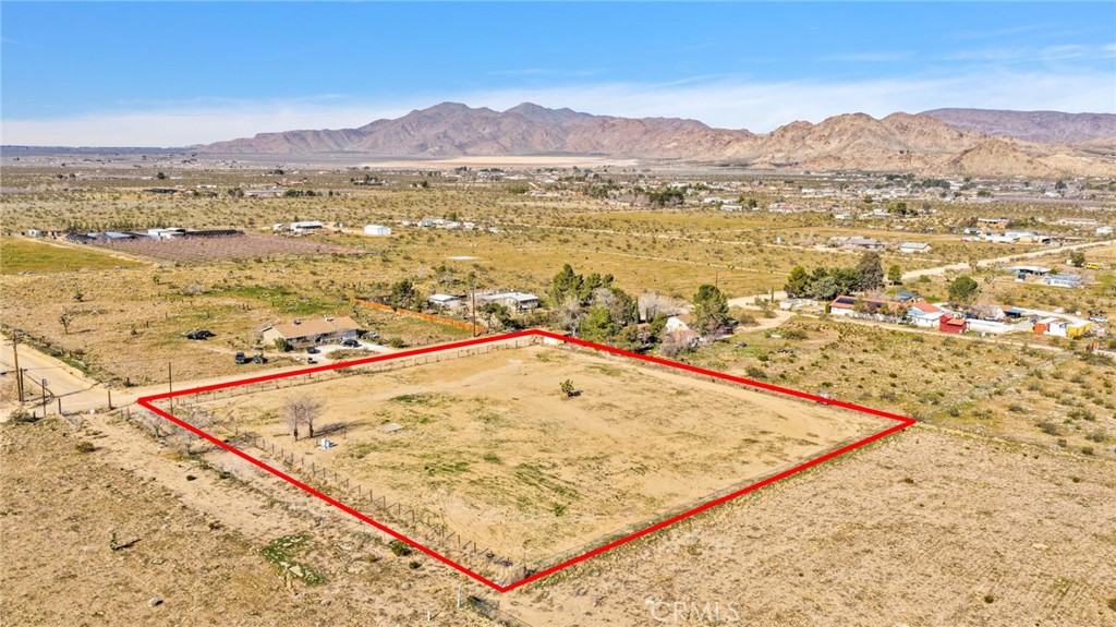 9353 Cody Road, Unit 2 Lucerne Valley, CA 92356 - Photo 7 of 11