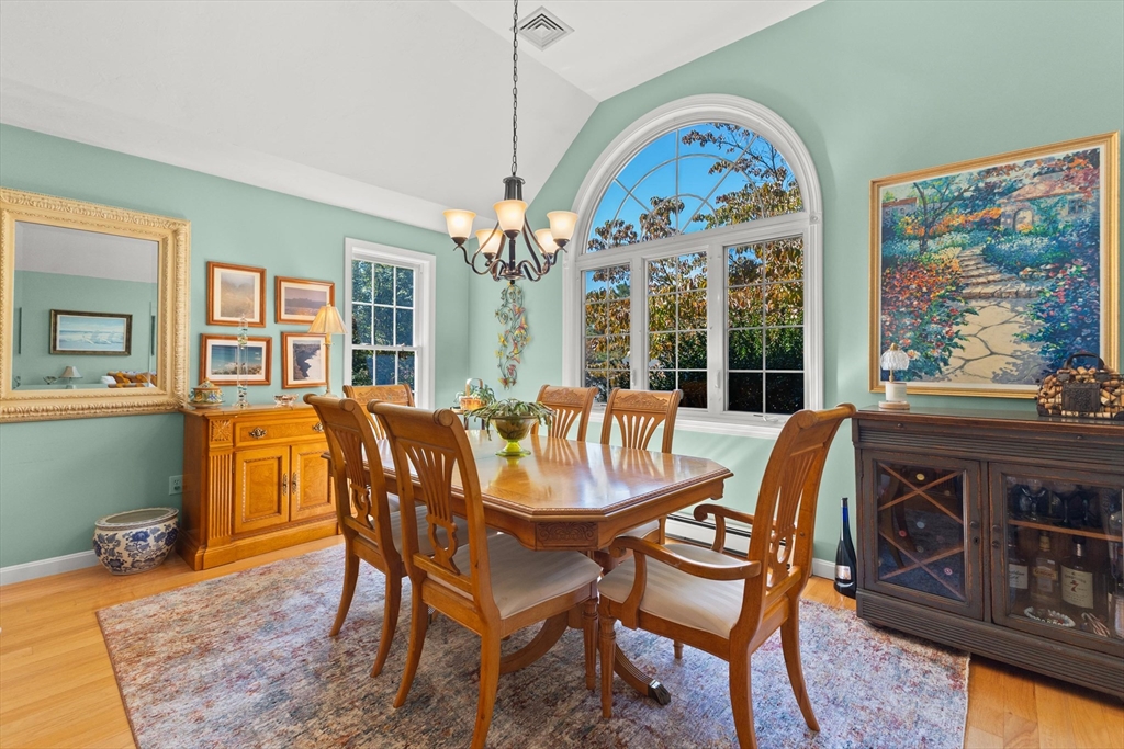 201 Buck Knoll Road Raynham, MA 02767 - Photo 14 of 41