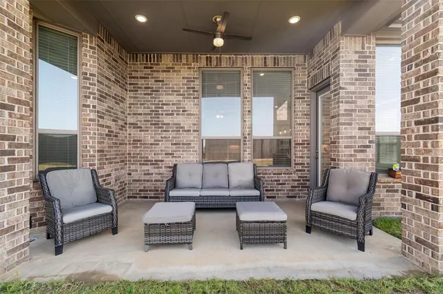 $2,900 | 4005 Crossroads Court, Oak Point, TX 75068