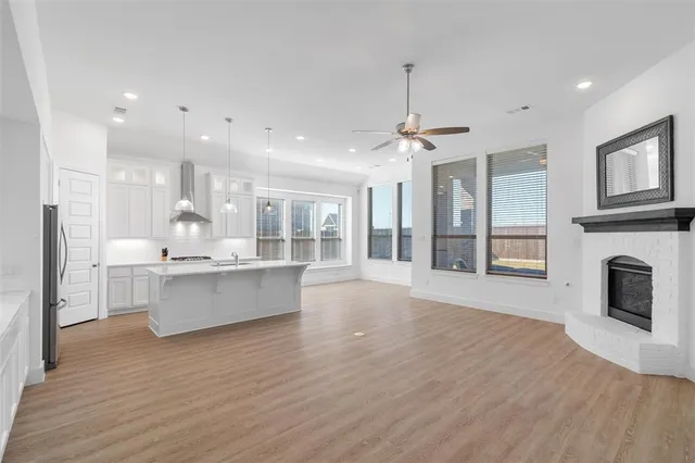 $2,900 | 4005 Crossroads Court, Oak Point, TX 75068