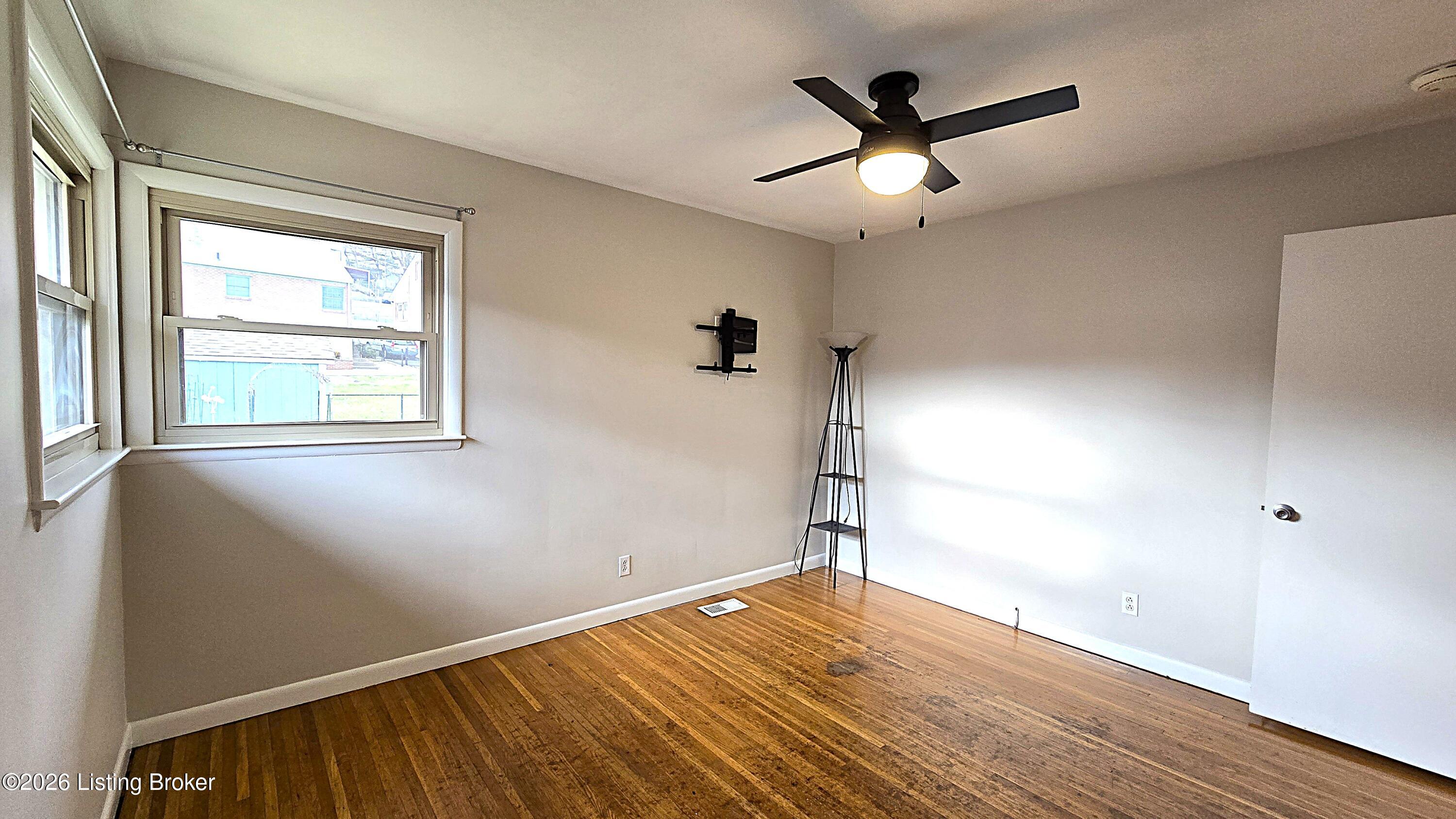 1707 Nightingale Road Louisville, KY 40213 - Photo 11 of 31 12