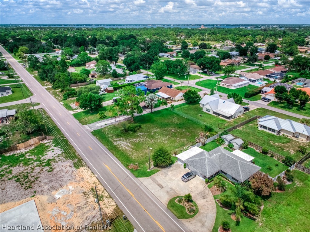 4218 Lakewood Road Sebring, FL 33875 - Photo 6 of 16 Gallery Image 6