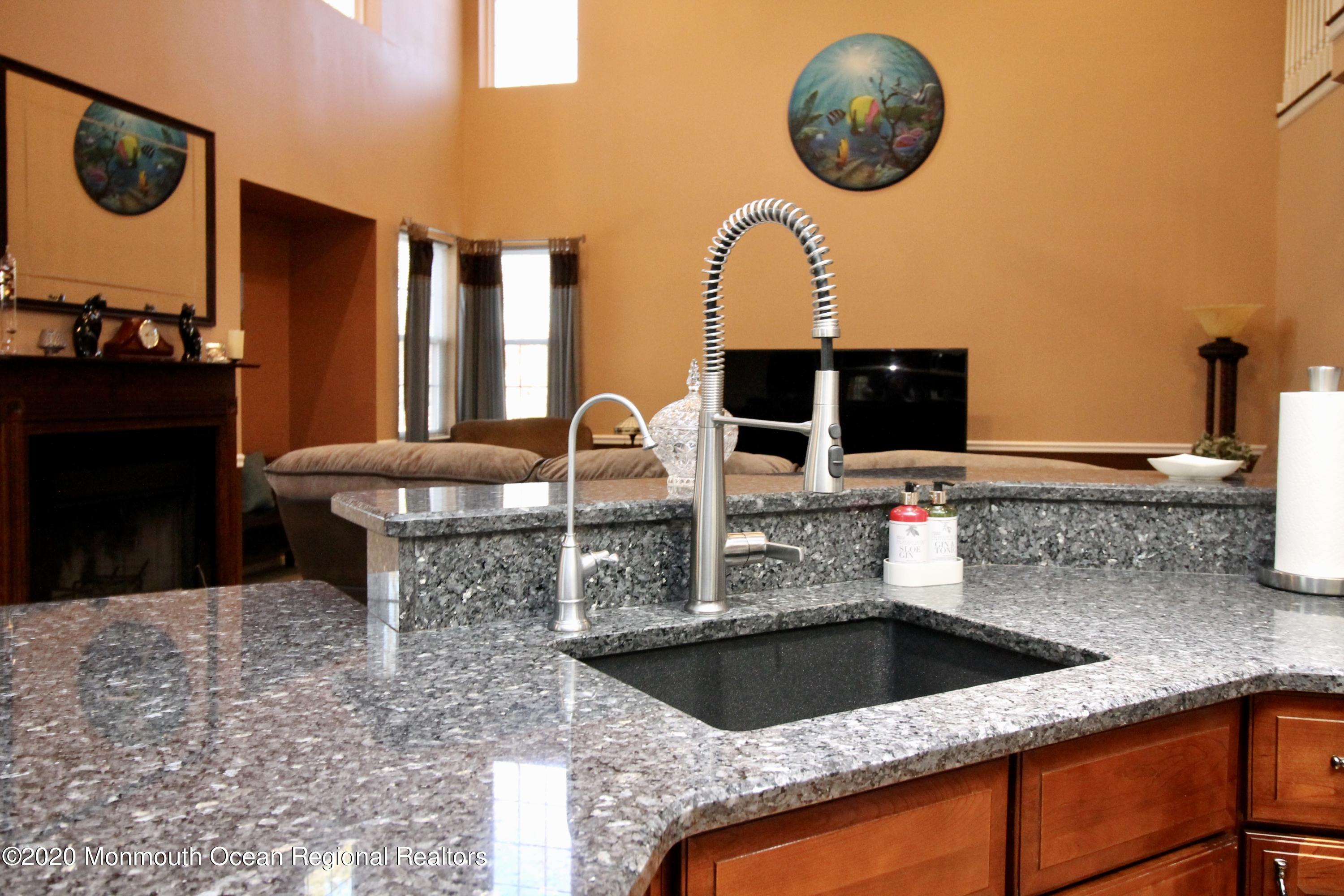 10 Greenwich Drive Jackson, NJ 08527 - Photo 24 of 57 fullsizeoutput_3b58