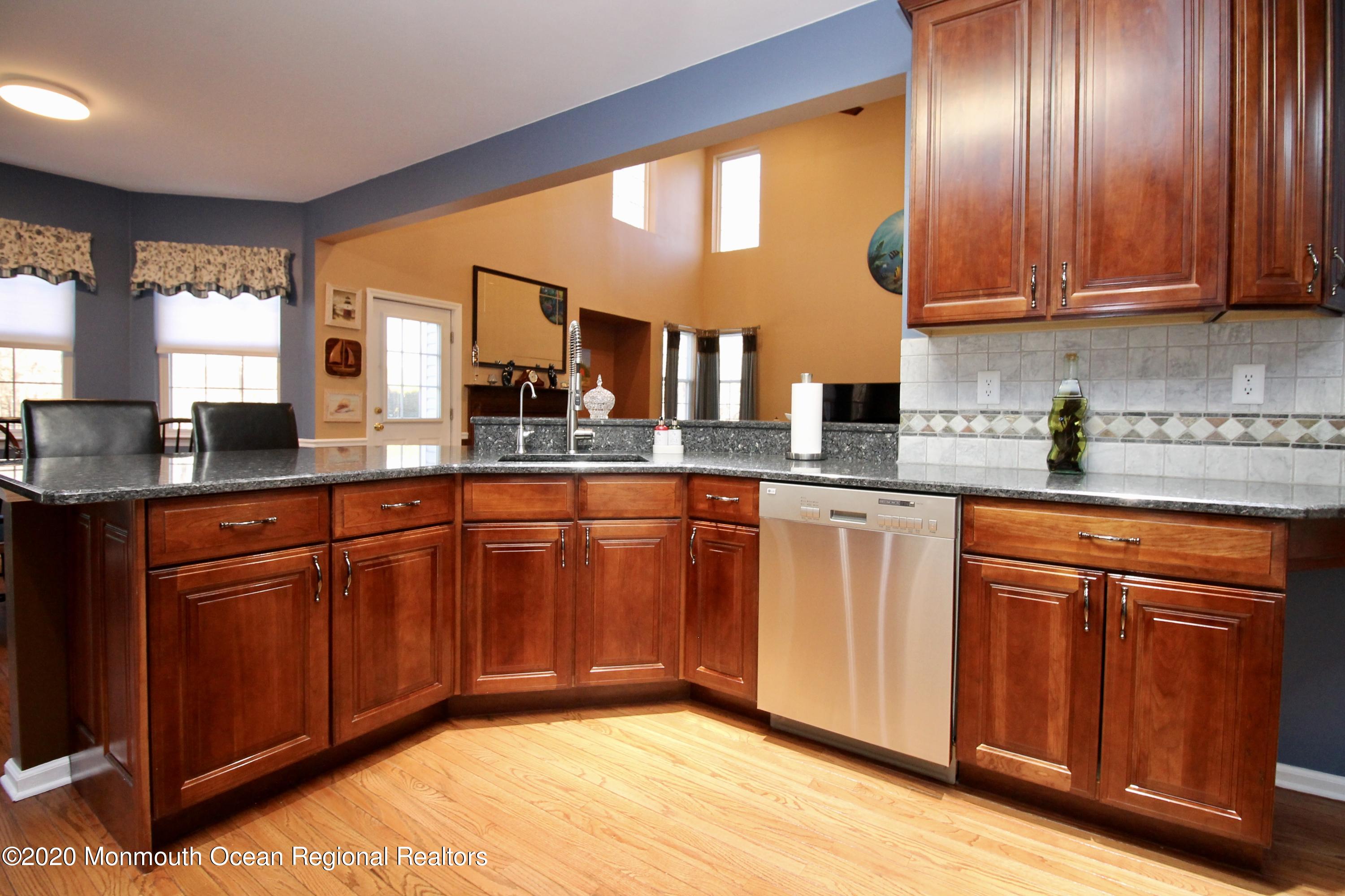 10 Greenwich Drive Jackson, NJ 08527 - Photo 25 of 57 fullsizeoutput_3b56