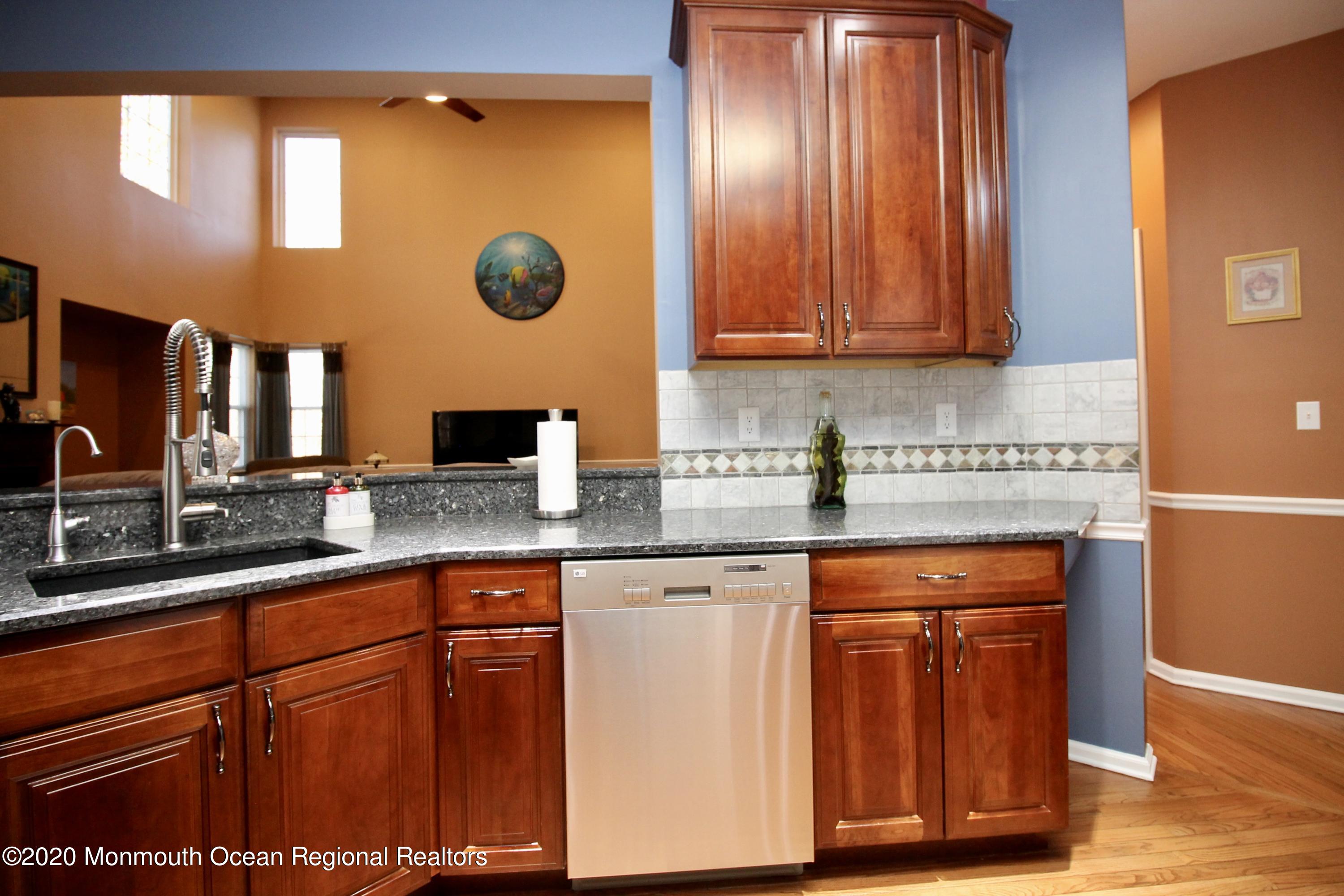 10 Greenwich Drive Jackson, NJ 08527 - Photo 26 of 57 fullsizeoutput_3b57