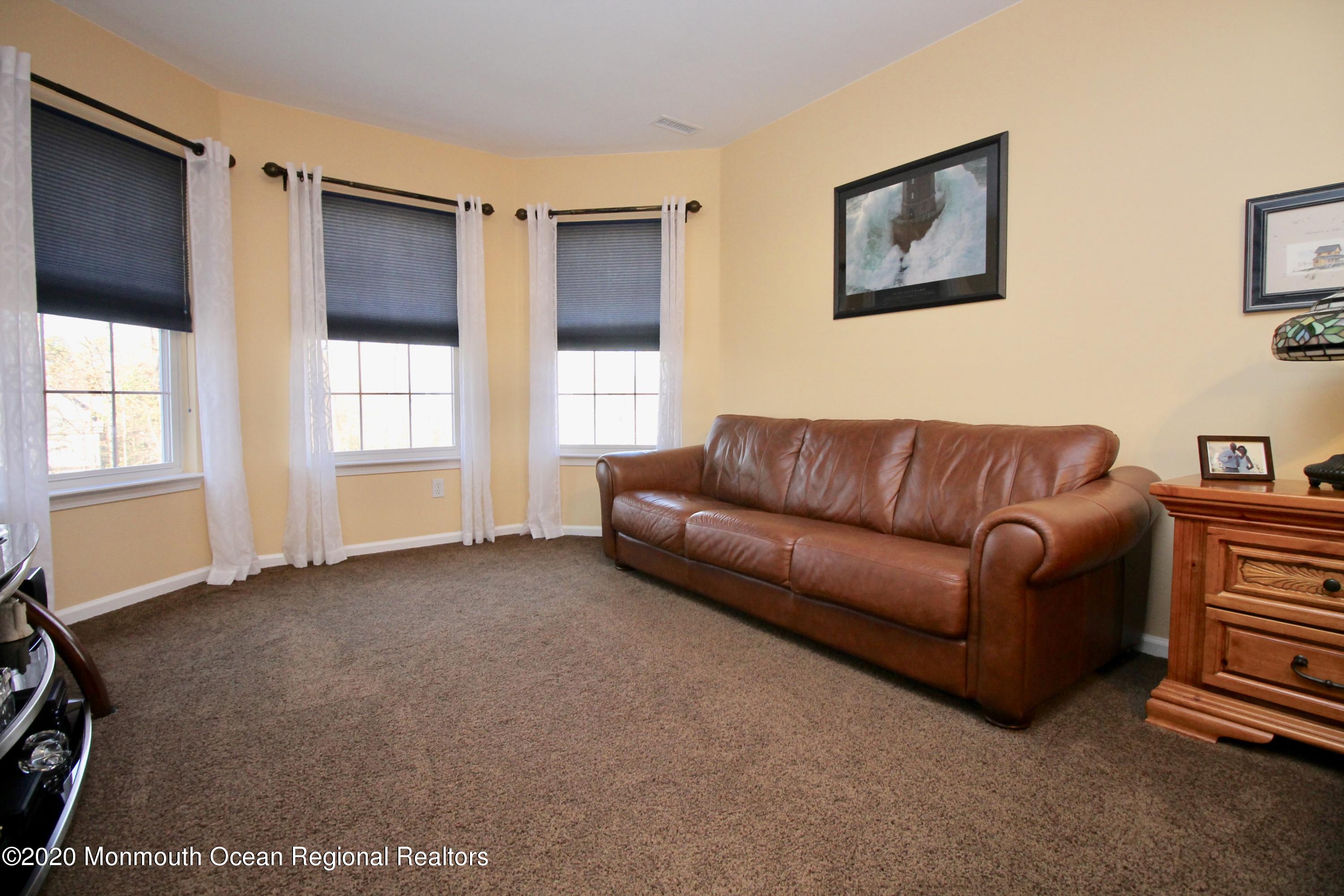 10 Greenwich Drive Jackson, NJ 08527 - Photo 39 of 57 fullsizeoutput_3b41