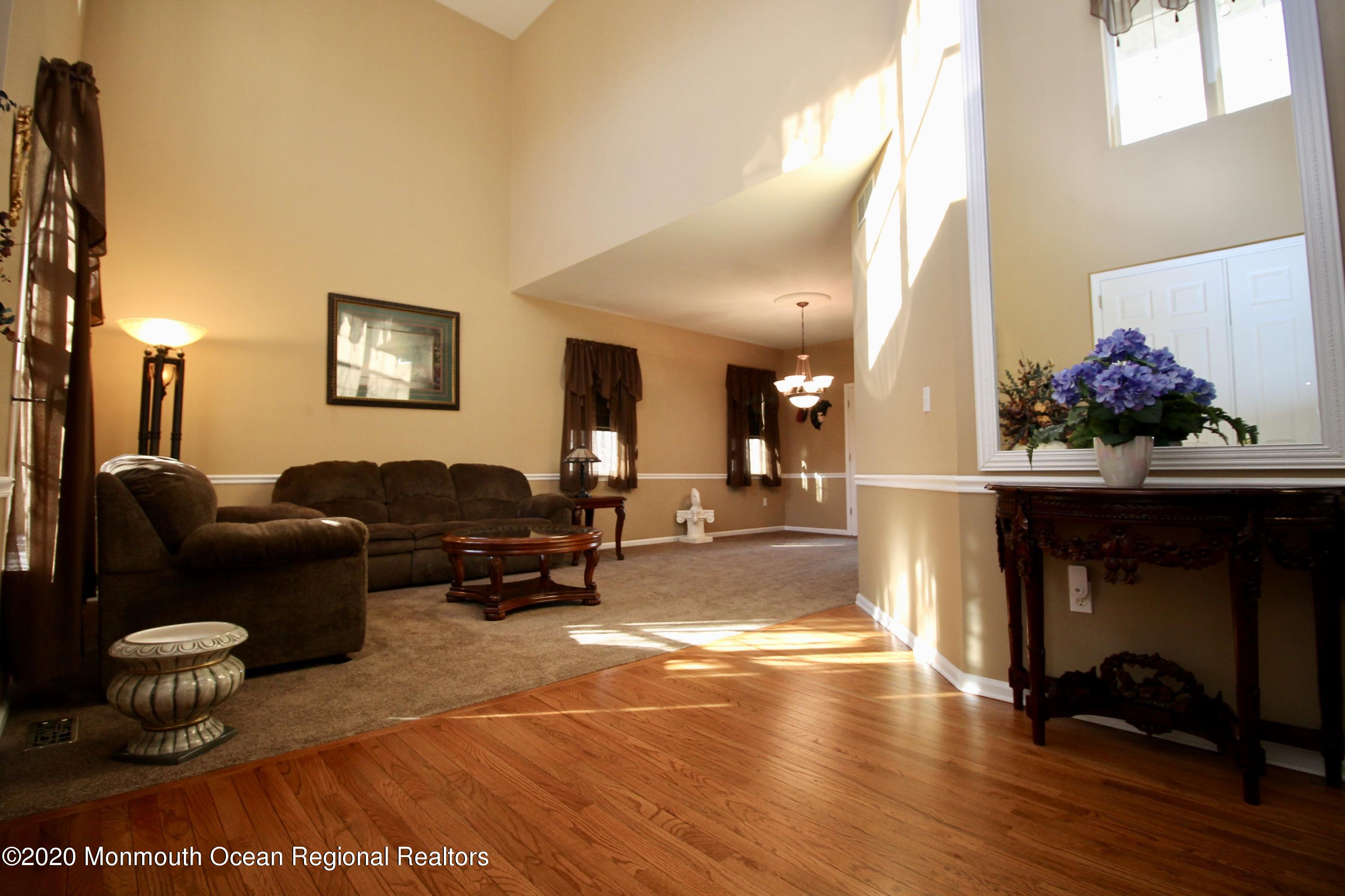 10 Greenwich Drive Jackson, NJ 08527 - Photo 10 of 57 fullsizeoutput_3b4a