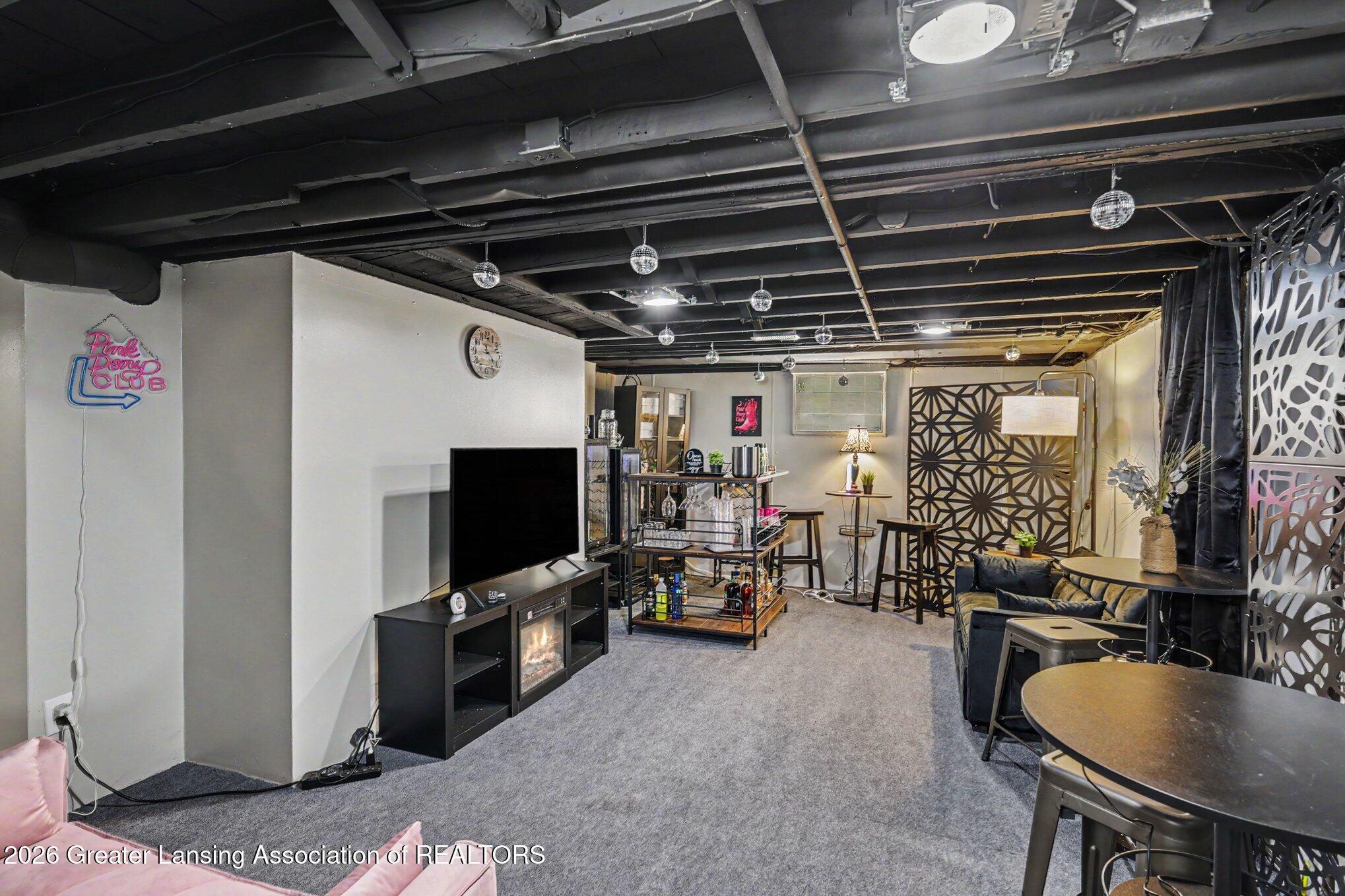1712 Osborn Road Lansing, MI 48915 - Photo 26 of 34 024_file_8673