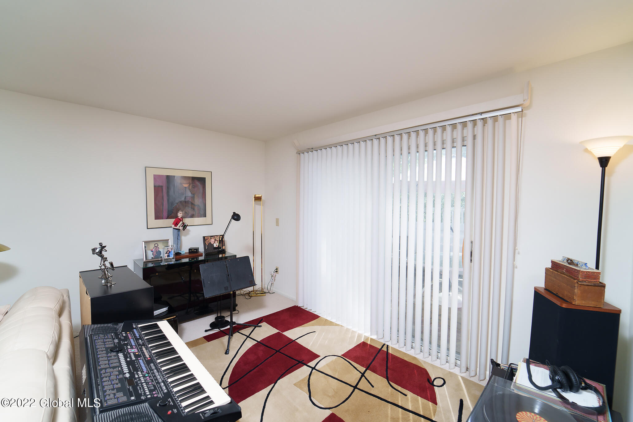 34 Oak Road Bethlehem, NY 12054 - Photo 11 of 39 783BD57F-8BA9-40D5-A9DD-29E34BC8C4A4