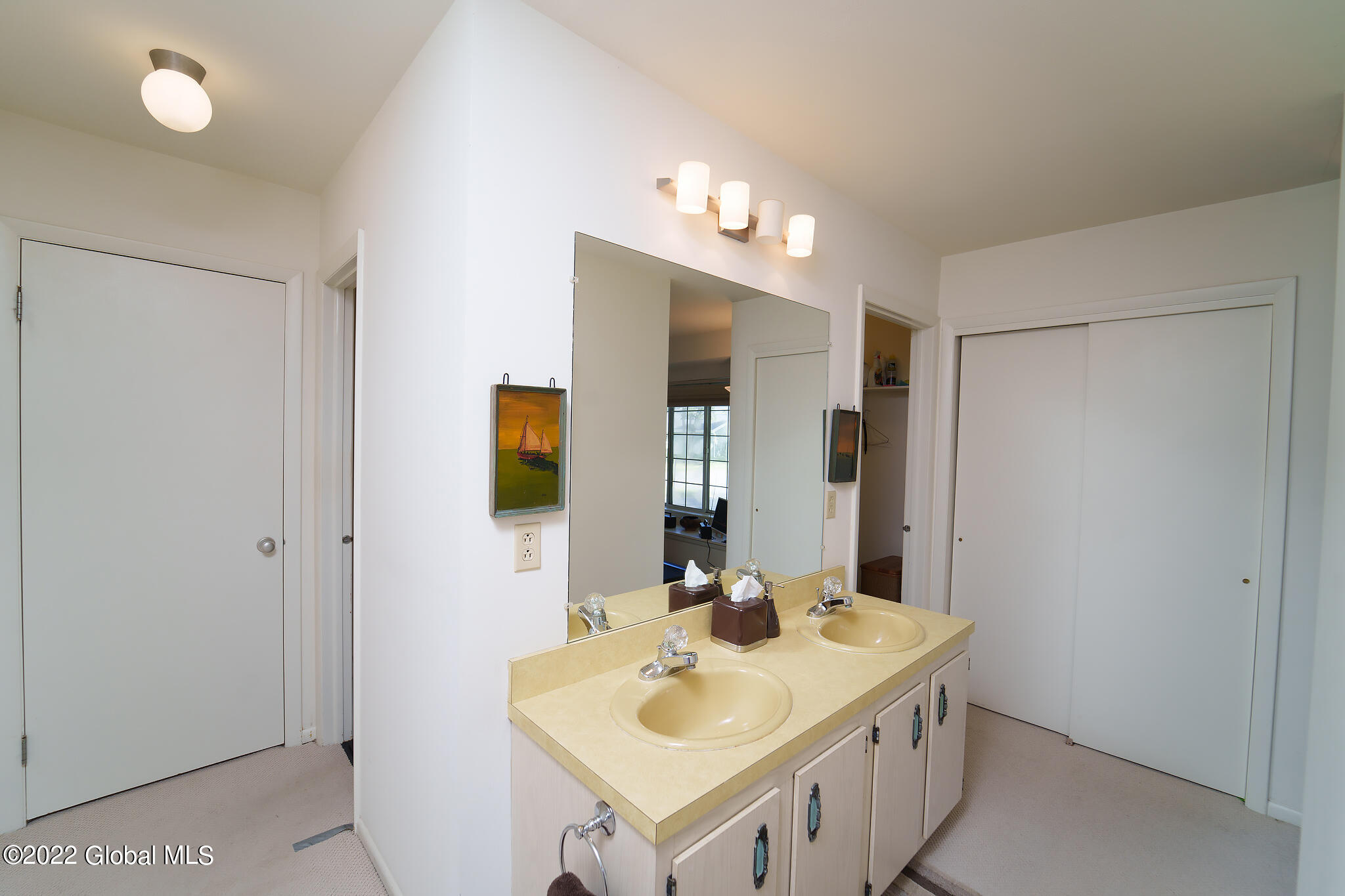 34 Oak Road Bethlehem, NY 12054 - Photo 22 of 39 E80A7843-E222-4D83-AD31-820014754308