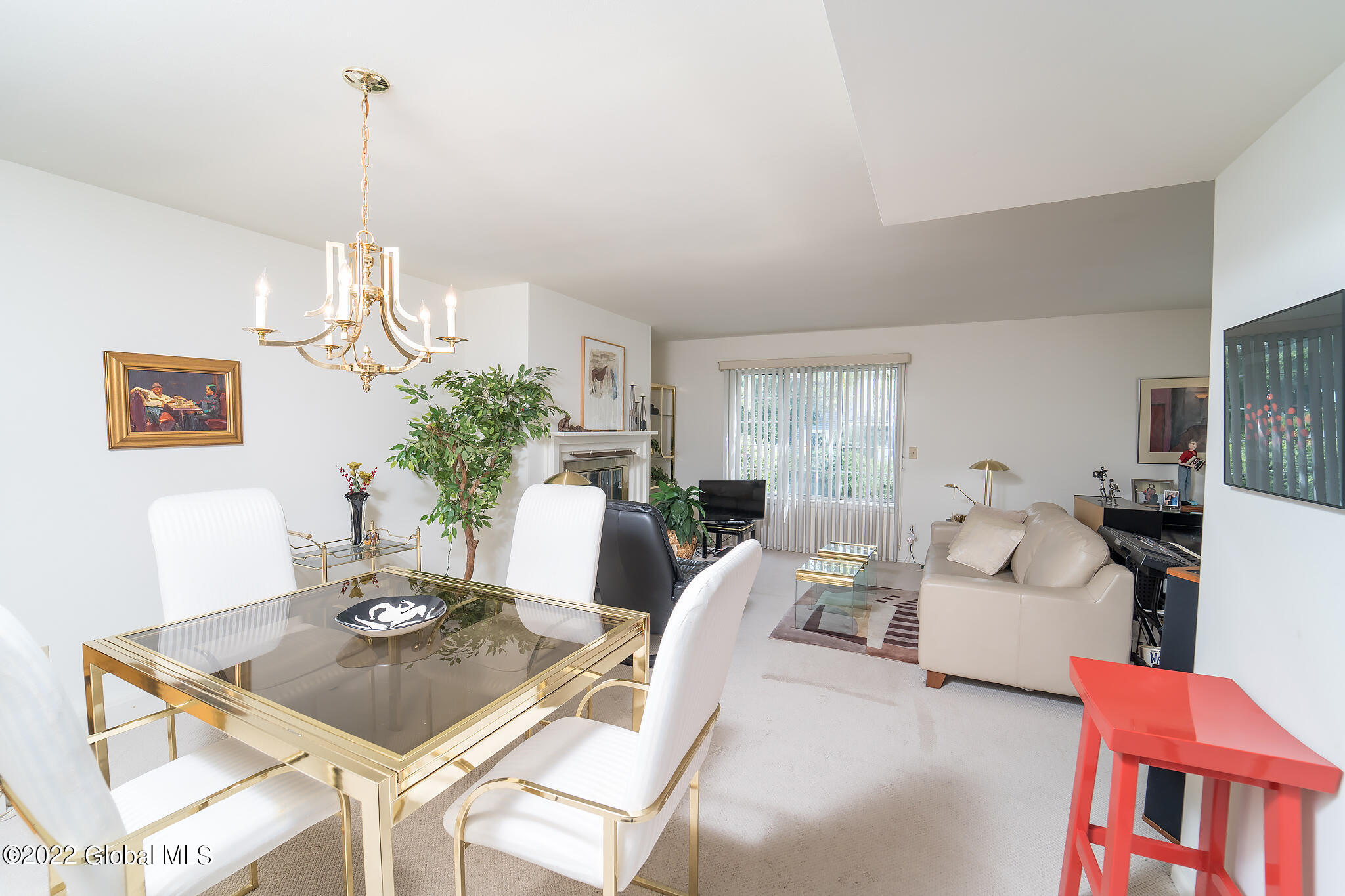 34 Oak Road Bethlehem, NY 12054 - Photo 5 of 39 C686196A-9459-4182-9237-E9FD3AC8AC57