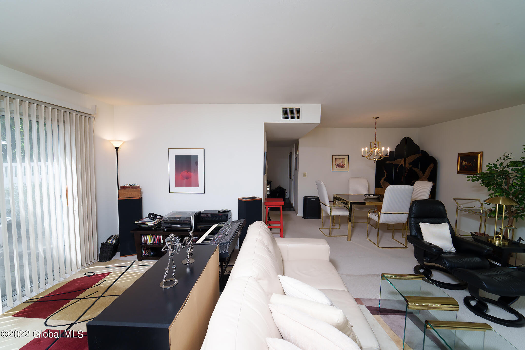 34 Oak Road Bethlehem, NY 12054 - Photo 10 of 39 09F333FC-FC00-440D-85B3-A5BB6A4C077B