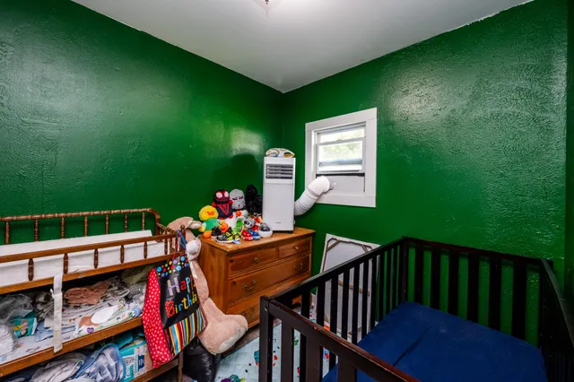 $117,900 | 307 East Telegraph Street, Dowagiac, MI 49047