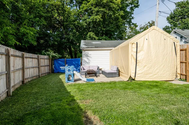 $117,900 | 307 East Telegraph Street, Dowagiac, MI 49047