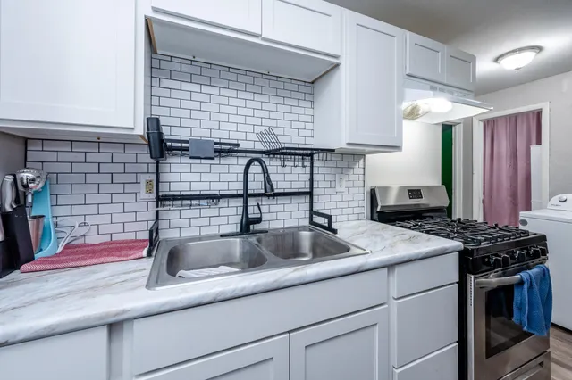 $117,900 | 307 East Telegraph Street, Dowagiac, MI 49047