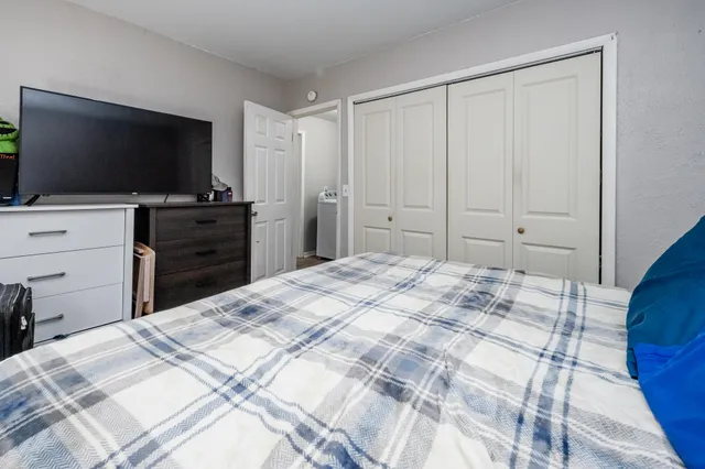 $117,900 | 307 East Telegraph Street, Dowagiac, MI 49047