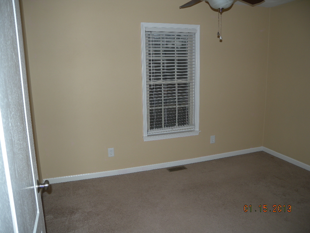 3853 Read Mountain Road Cloverdale, VA 24077 - Photo 12 of 26 023