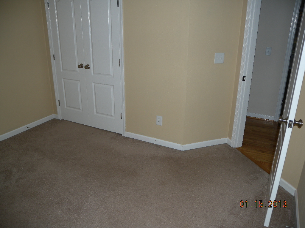 3853 Read Mountain Road Cloverdale, VA 24077 - Photo 13 of 26 024